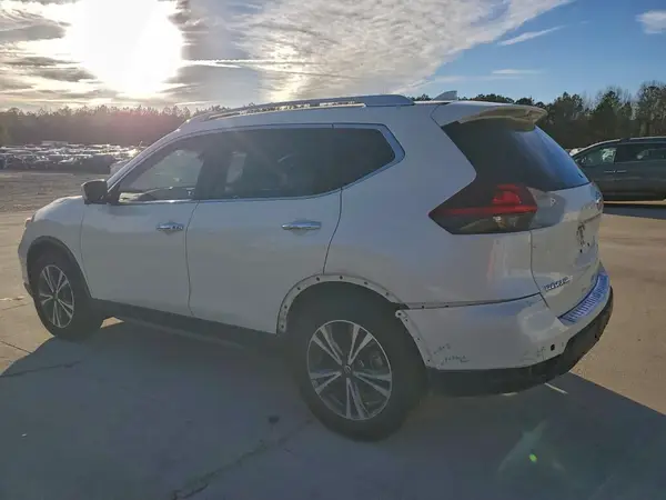 JN8AT2MT2KW254146 2019 NISSAN ROGUE - Image 2
