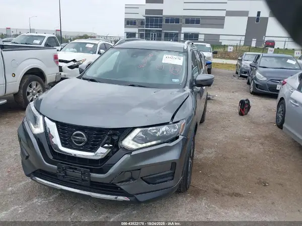 JN8AT2MT2KW255023 2019 NISSAN ROGUE - Image 2