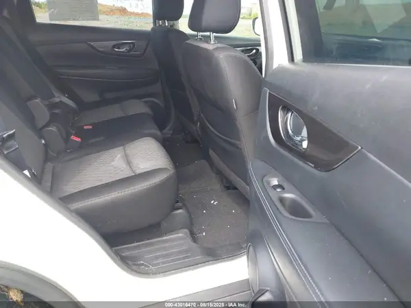 JN8AT2MT2KW255491 2019 NISSAN ROGUE - Image 8