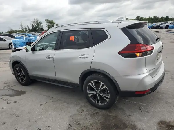 JN8AT2MT2KW262568 2019 NISSAN ROGUE - Image 2