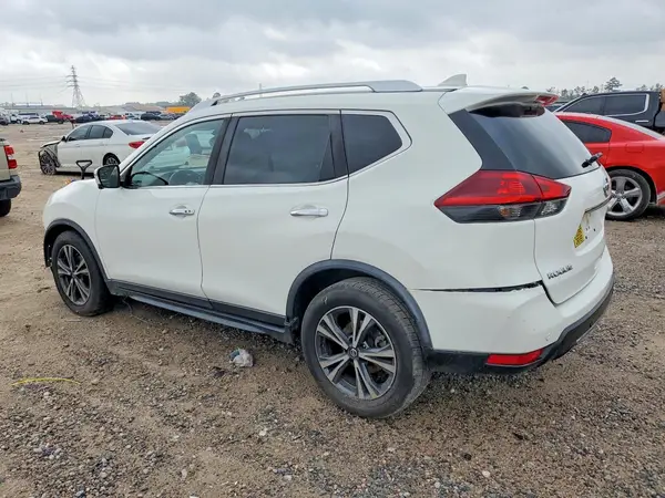 JN8AT2MT2KW263090 2019 NISSAN ROGUE - Image 2