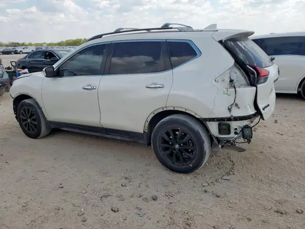 JN8AT2MT2KW500872 2019 NISSAN ROGUE - Image 2
