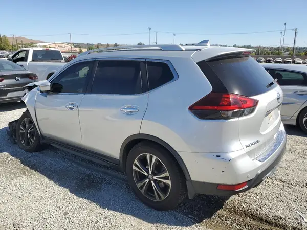 JN8AT2MT2KW501911 2019 NISSAN ROGUE - Image 2