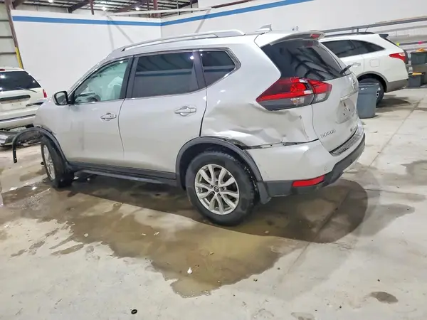 JN8AT2MT2KW503965 2019 NISSAN ROGUE - Image 2