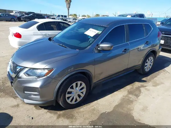 JN8AT2MT2LW001054 2020 NISSAN ROGUE - Image 2