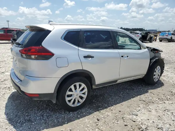 JN8AT2MT2LW004438 2020 NISSAN ROGUE - Image 2