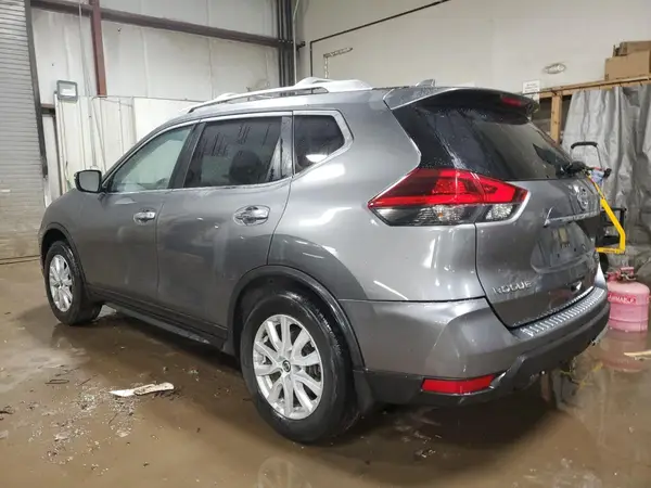 JN8AT2MT2LW007775 2020 NISSAN ROGUE - Image 2