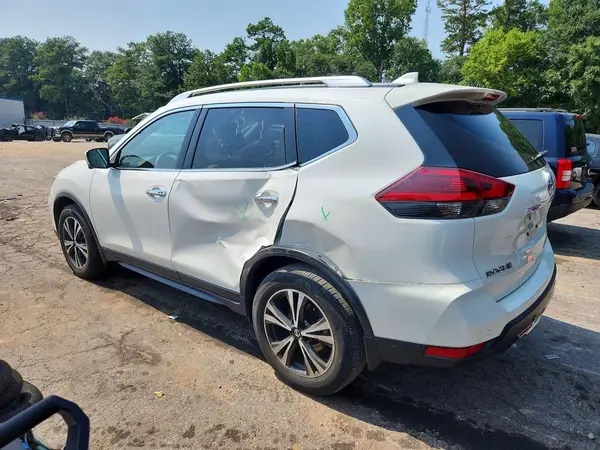 JN8AT2MT2LW008571 2020 NISSAN ROGUE - Image 2