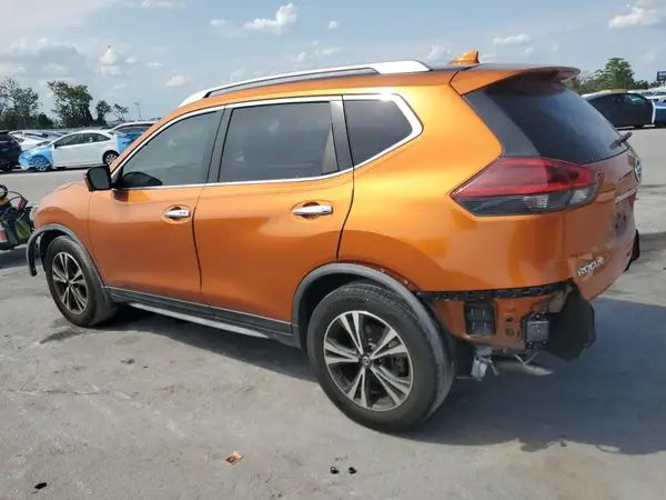 JN8AT2MT2LW010059 2020 NISSAN ROGUE - Image 2