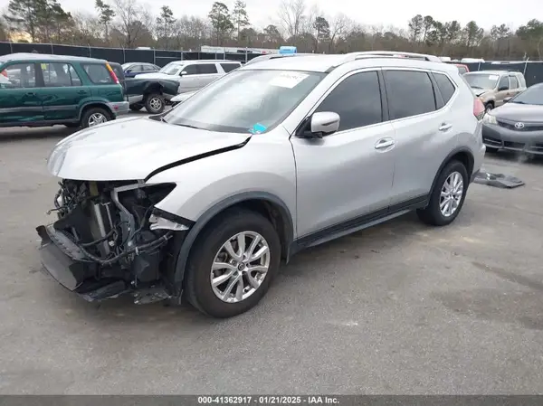 JN8AT2MT2LW035494 2020 NISSAN ROGUE - Image 2