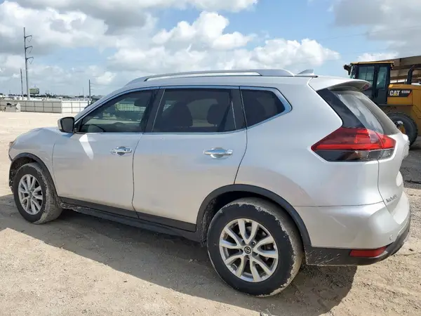 JN8AT2MT2LW042347 2020 NISSAN ROGUE - Image 2