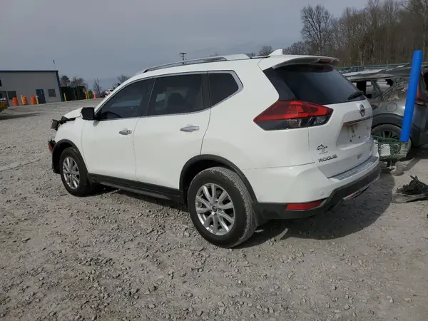 JN8AT2MT2LW043465 2020 NISSAN ROGUE - Image 2
