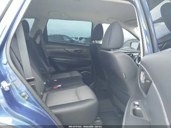 JN8AT2MT2LW043952 2020 NISSAN ROGUE - Image 8