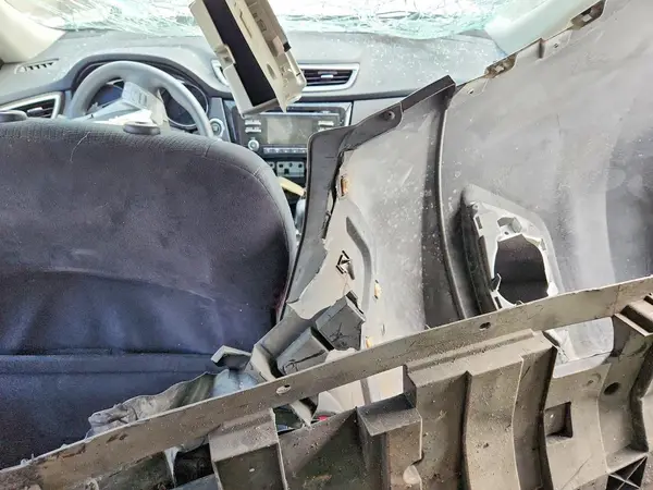 JN8AT2MT3GW002932 2016 NISSAN ROGUE - Image 8