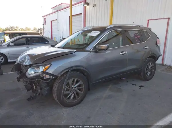 JN8AT2MT3GW014451 2016 NISSAN ROGUE - Image 2