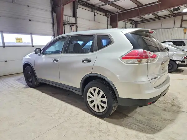 JN8AT2MT3GW017754 2016 NISSAN ROGUE - Image 2