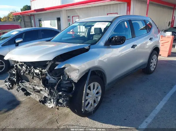 JN8AT2MT3GW030021 2016 NISSAN ROGUE - Image 2