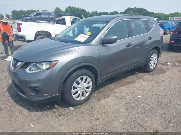 JN8AT2MT3GW030648 2016 NISSAN ROGUE - Image 2