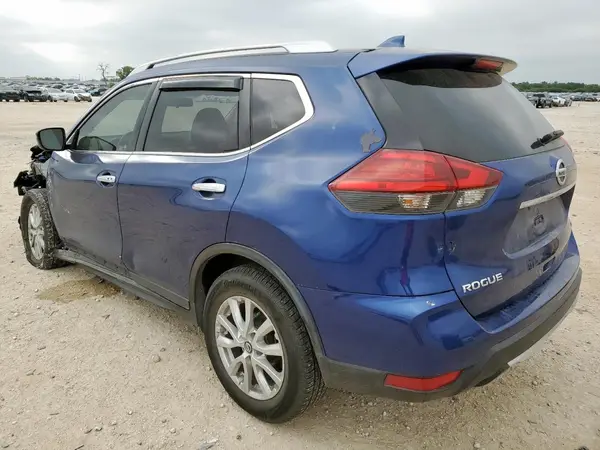 JN8AT2MT3HW130721 2017 NISSAN ROGUE - Image 2