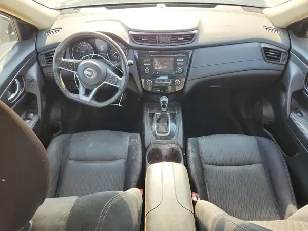 JN8AT2MT3HW131836 2017 NISSAN ROGUE - Image 8