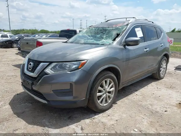 JN8AT2MT3HW132131 2017 NISSAN ROGUE - Image 2