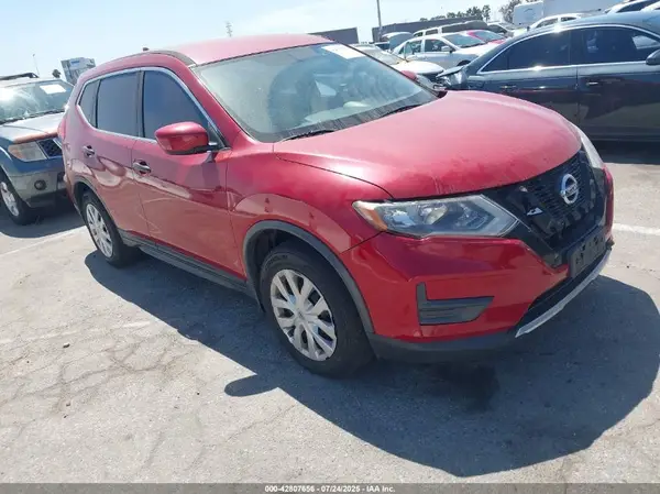 JN8AT2MT3HW134364 2017 NISSAN ROGUE - Image 1