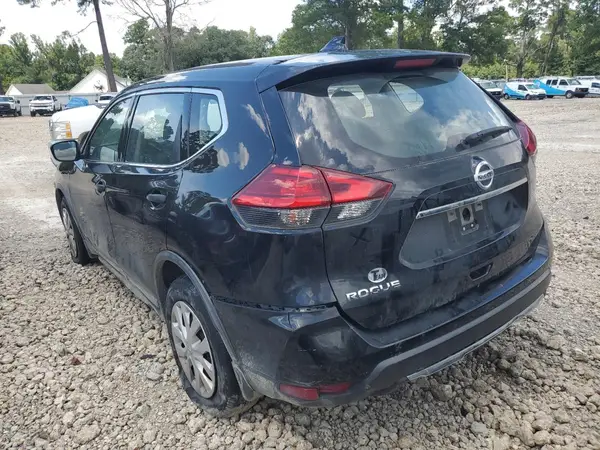 JN8AT2MT3HW134932 2017 NISSAN ROGUE - Image 2