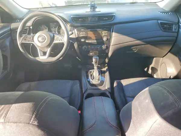 JN8AT2MT3HW137703 2017 NISSAN ROGUE - Image 8