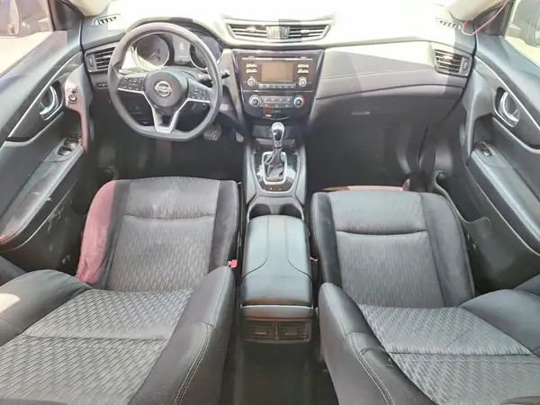 JN8AT2MT3HW140570 2017 NISSAN ROGUE - Image 8