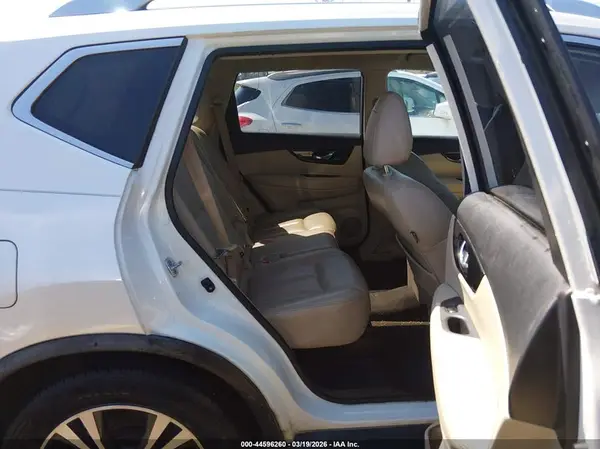 JN8AT2MT3HW142268 2017 NISSAN ROGUE - Image 8