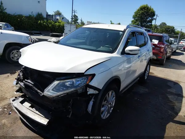 JN8AT2MT3HW143212 2017 NISSAN ROGUE - Image 2