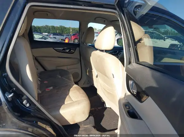 JN8AT2MT3HW143422 2017 NISSAN ROGUE - Image 8