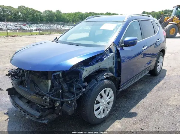 JN8AT2MT3HW147406 2017 NISSAN ROGUE - Image 2