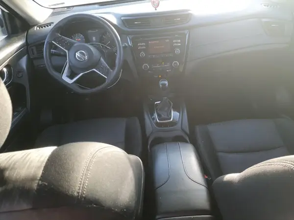 JN8AT2MT3HW149088 2017 NISSAN ROGUE - Image 8