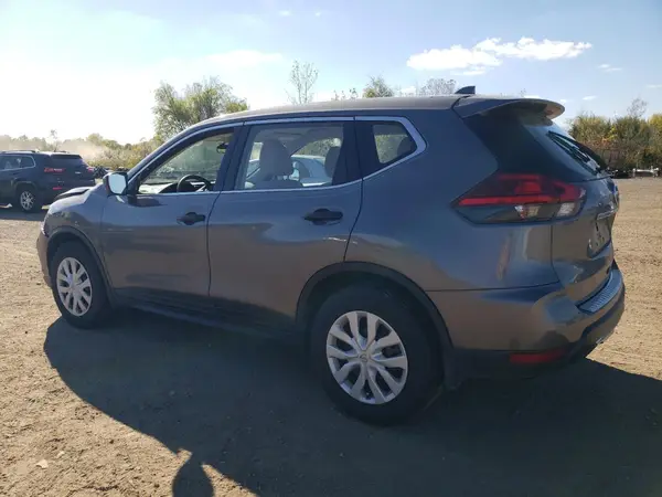 JN8AT2MT3HW149446 2017 NISSAN ROGUE - Image 2