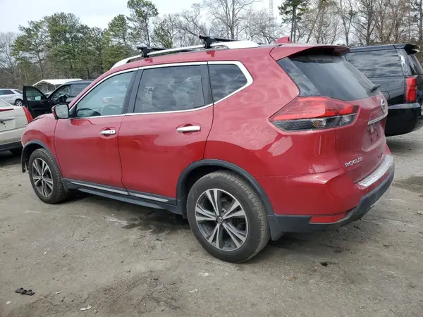 JN8AT2MT3HW380511 2017 NISSAN ROGUE - Image 2