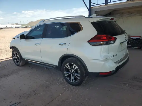 JN8AT2MT3HW380797 2017 NISSAN ROGUE - Image 2