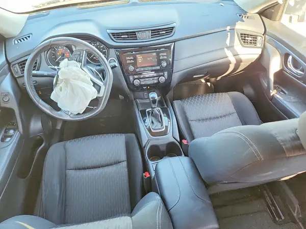 JN8AT2MT3HW381450 2017 NISSAN ROGUE - Image 8