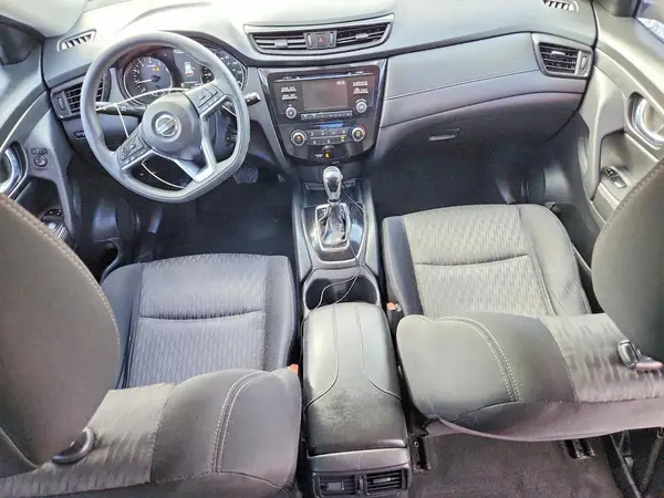 JN8AT2MT3HW384557 2017 NISSAN ROGUE - Image 8