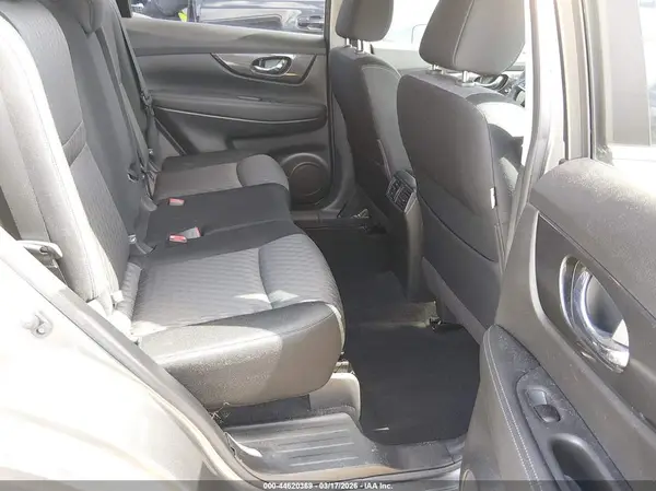 JN8AT2MT3HW387524 2017 NISSAN ROGUE - Image 8