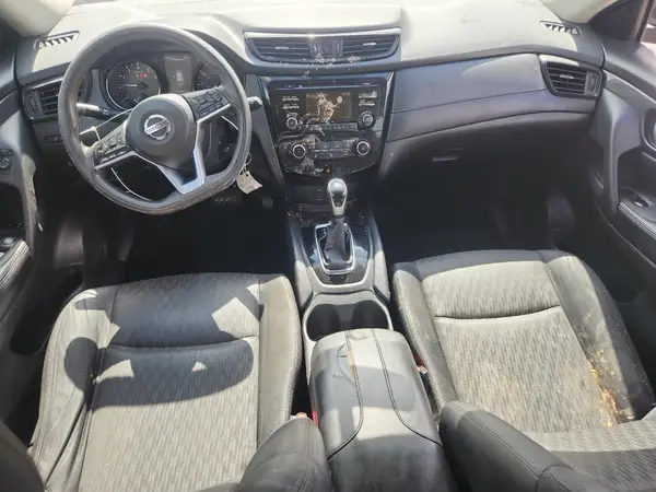 JN8AT2MT3HW387720 2017 NISSAN ROGUE - Image 8