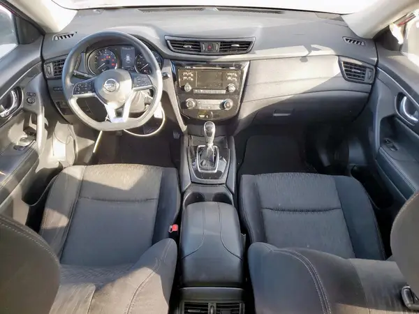 JN8AT2MT3HW391105 2017 NISSAN ROGUE - Image 8