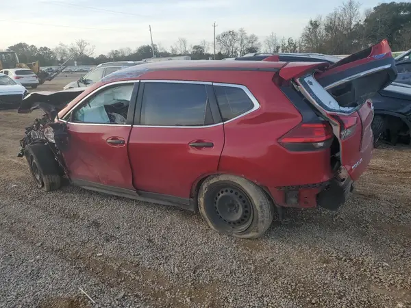 JN8AT2MT3HW393002 2017 NISSAN ROGUE - Image 2