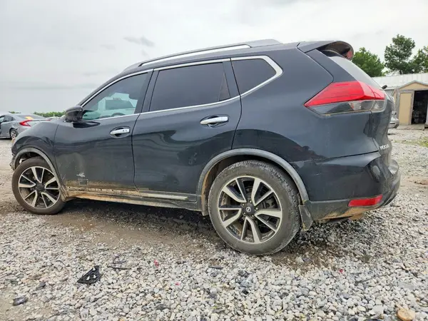 JN8AT2MT3HW399155 2017 NISSAN ROGUE - Image 2