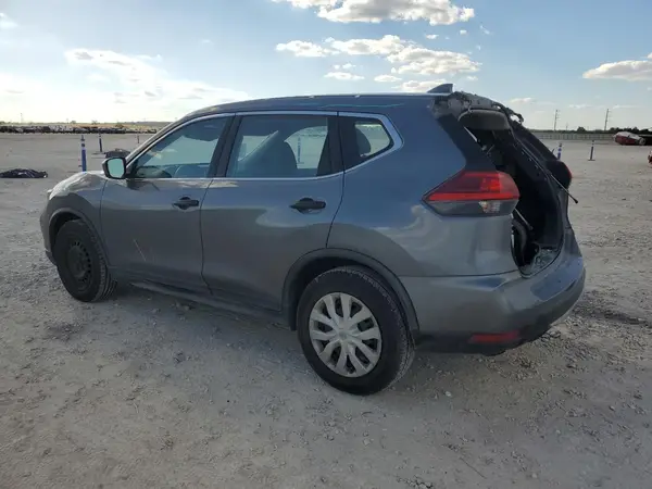 JN8AT2MT3HW402670 2017 NISSAN ROGUE - Image 2
