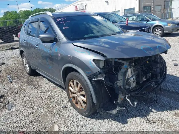 JN8AT2MT3HW403317 2017 NISSAN ROGUE - Image 1