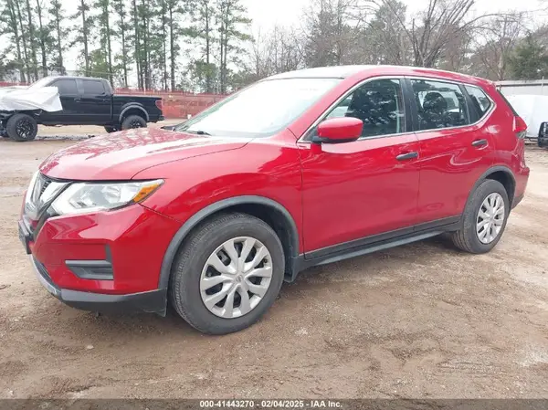 JN8AT2MT3HW404676 2017 NISSAN ROGUE - Image 2