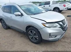 JN8AT2MT3HW405584 2017 NISSAN ROGUE
