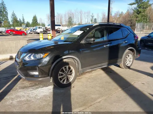 JN8AT2MT3HW406167 2017 NISSAN ROGUE - Image 2