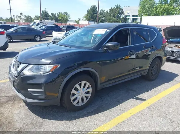 JN8AT2MT3HW406184 2017 NISSAN ROGUE - Image 2